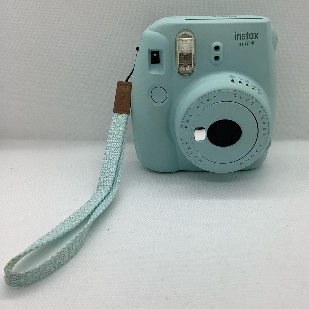 Fujifilm Instax Mini 9 Ice Blue Instant Camera Selfie Mirror TESTED